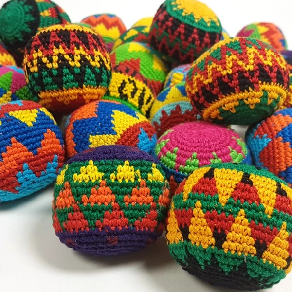 Jonglierball Oder Footbag Gehäkelt – Bild 2