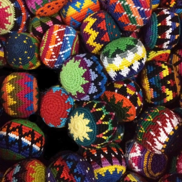 Jonglierball Oder Footbag Gehäkelt – Bild 3