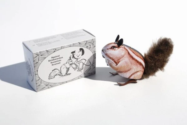 Blechspielzeug Eichhörnchen Braun – Bild 2